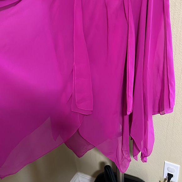 Gorgeous facia skirt - Picture 2 of 5